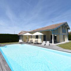 Square Leon Desclaux - Seignosse confortable villa contemporaine avec piscine