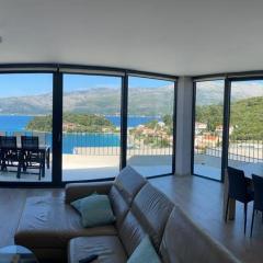 Green Hill Penthouse apartment