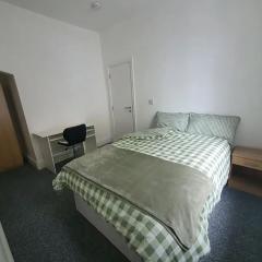 Double Bed A Burnley City Centre