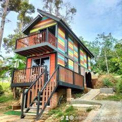 CHALET MADU KACA D ' RUMAH BONDA RIVER VIEW