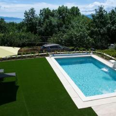 Luxury Flat with Heated Pool & Jacuzzi