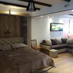 APARTMENT B O R A