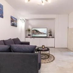Apartments Bonis III