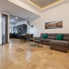 Top Location 1 Bedroom with Terrace