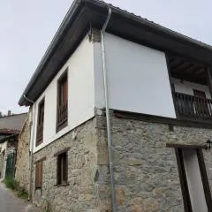CASA SANTIBAÑEZ DE LA FUENTE