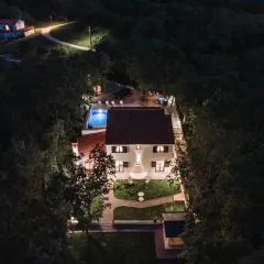 VILLA PORTUM - Serenity, Comfort , Nature, Escape, Heated Pool - LABIN