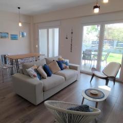 To Helidoni Apartment & Gardens