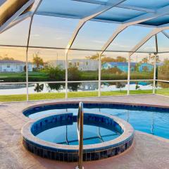 Entire Home Sleeps 11! Private Heated pool + Spa! 15-18mins to Beaches!