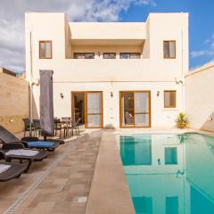 Nadurin, Large Villa 7 Bedrooms - 2 Pools