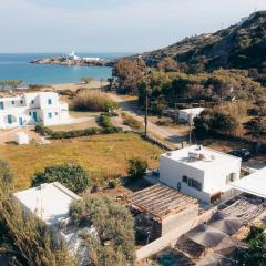 Chrisopigi Beach Houses