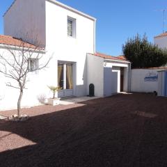Charmante maison 5 pers, proche plage et centre, avec jardin, BBQ et Wi-Fi, L'Aiguillon-sur-Mer - FR-1-476-42