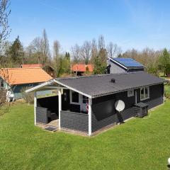 Awesome Home In Hovborg With 2 Bedrooms And Wifi