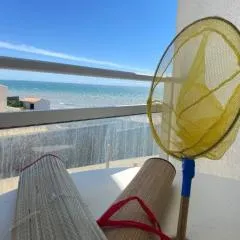 Appartement près de la plage avec balcon et parking privé - FR-1-336-69
