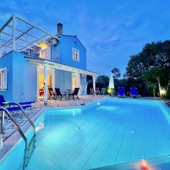 Beach Villa Iolis with private pool by DadoVillas