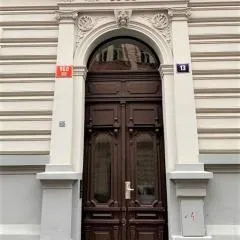 Side Street Apartments