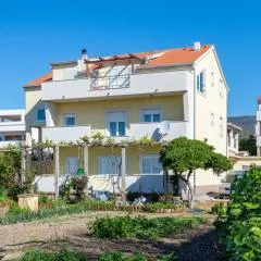 Apartments by the sea Kastel Stafilic, Kastela - 21145