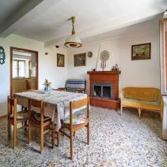 Holiday Home in Tuscany with Scenic Views