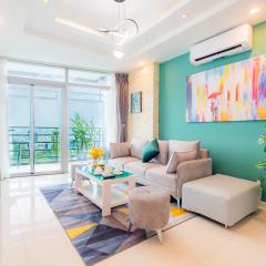 Sailing Apartment District 1