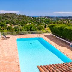 Bas de villa, piscine, 3 étoiles