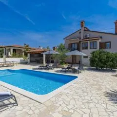 Holiday Home Sara by Interhome