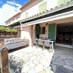 Mazet rénové à Ste-Maxime, 3 pièces, 6 couchages, centre-ville, plage à 500m - FR-1-226-517