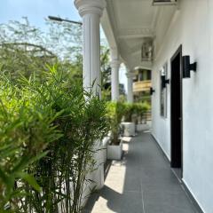 Sun Chakra Boutique Hotel - 50m to Museum & Royal Palace & Walking street