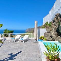 Casa Fontana, Amazing Sea View and wide Terrace with Pool
