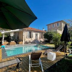 Holiday house in the city-center of Antibes with a private pool