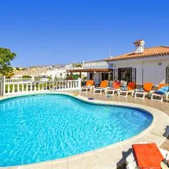Villa Blanca Salvaje by Villa Plus