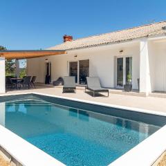 Stunning Home In Mundanije With Outdoor Swimming Pool, Wifi And 4 Bedrooms