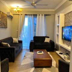 ROJO’s FULLY-FURNISHED 3-BEDROOM CONDO