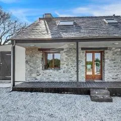 Amazing Home In Lannéanou With Wifi