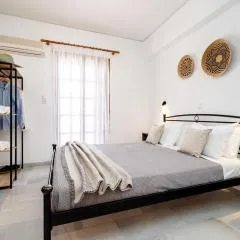 Flerianos Studios Naxos