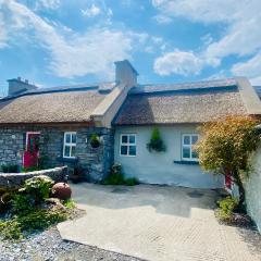 Oranuisce Thatch Cottage Ballyvaughan