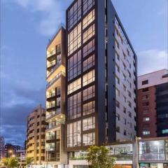 Elegante Suite en la República del Salvador Quito