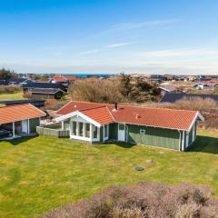 Lovely, Authentic Holiday Home 350 Meters From The Beach