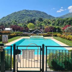 giardino e piscina apartment