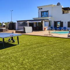 Casa Beluka by Villas Now Ltd