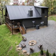 The Nest - Beautiful, Luxury Lakeside Cabin