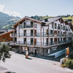 24 by AvenidA - Mountain Hotel