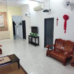 123 Homestay Teluk Intan 5 minute to Leaning Tower