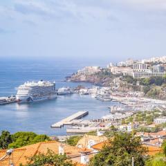 Uptown Sea View by Madeira Sun Travel