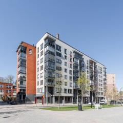 "ESPA" - Modern 1BR Apartment with Sauna, Balcony & Free Parking