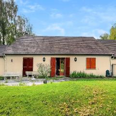 Awesome Home In Houlbec-cocherel With Wifi And 3 Bedrooms