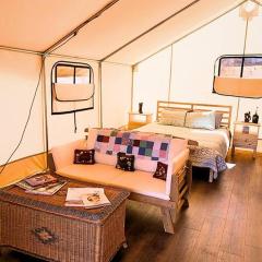 Silver Spur Homestead Luxury Glamping - The Cowboy
