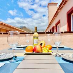 !!! Relaxing View, The Heights Apartment With Terrace and Heated Pools, Los Cristianos