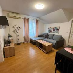 Apartman Flora