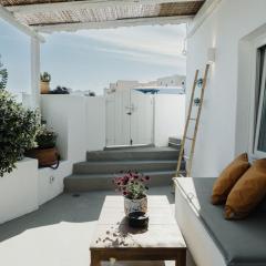 Kalyva Cycladic house - Oia Santorini