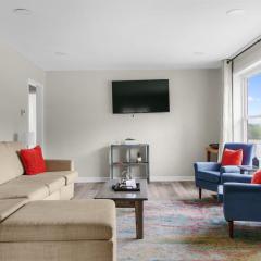 10 Min to Downtown-Modern in Magic City-Both Units