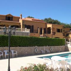Quiet villa with swimming pool near Monaco
